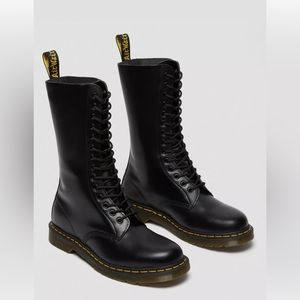 *LIKE NEW* DR. MARTENS 1914 SMOOTH LEATHER TALL BOOTS